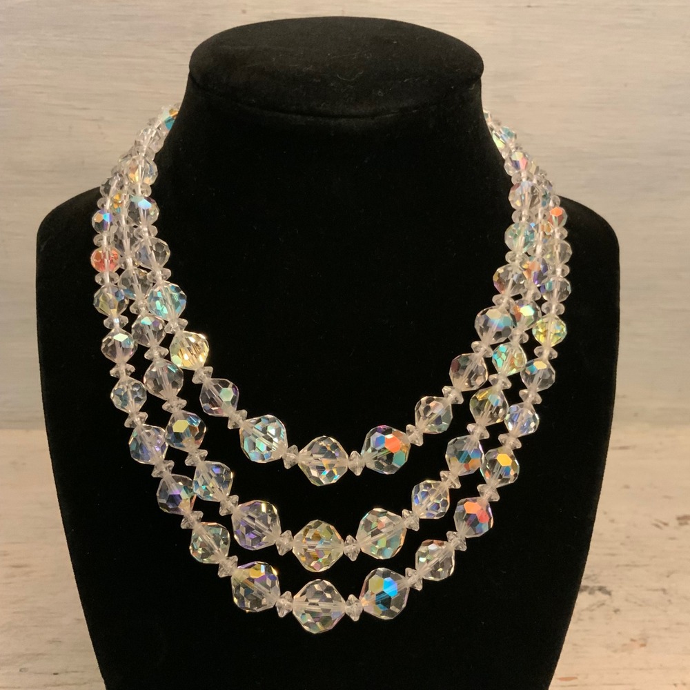Vintage Iridescent Triple Strand Multilayered Faceted Beaded Choker Necklace GC - Picture 2 of 3